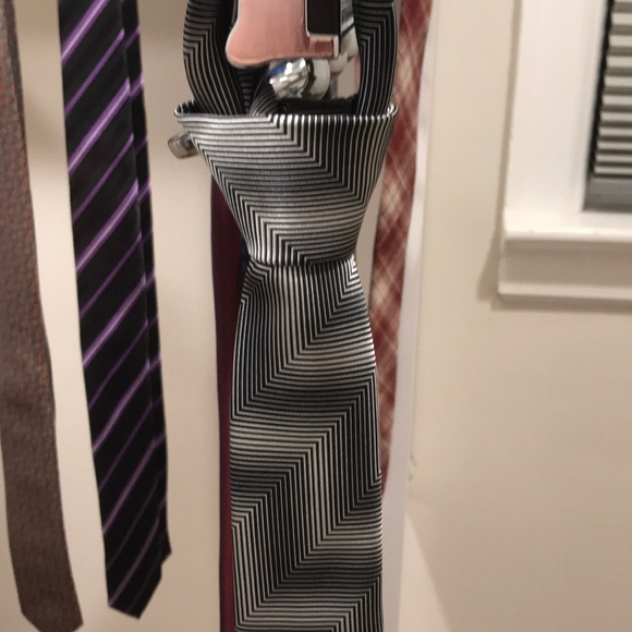 Brand New Ties - Picture 3 of 11